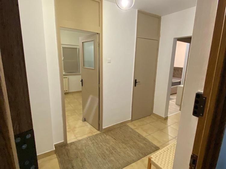 Apartament cu 2 camere decomandat în 13 Septembrie