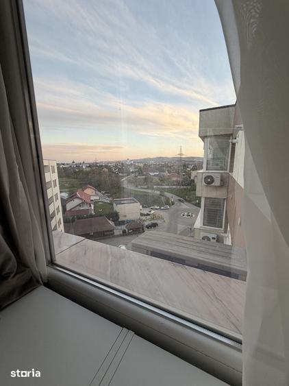 Apartament cu 3 camere decomandat în Mioriței