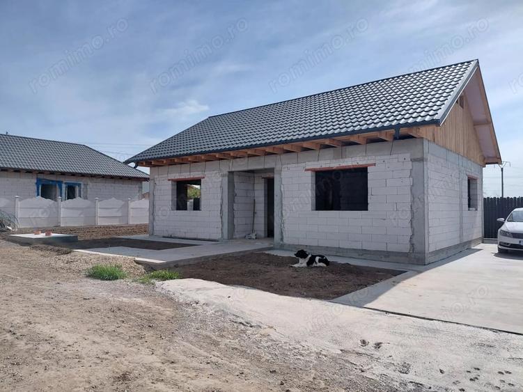 Casă cu Teren 300 Mp în Vasile Alecsandri