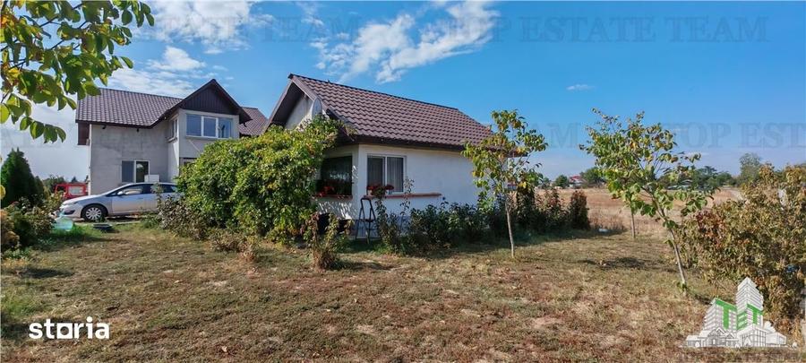 Casă cu 7 camere cu Teren 33000 Mp în Militari
