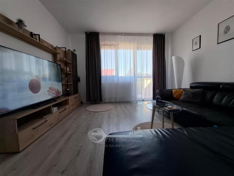 Apartament cu 2 camere decomandat, mobilat în Valea Adâncă