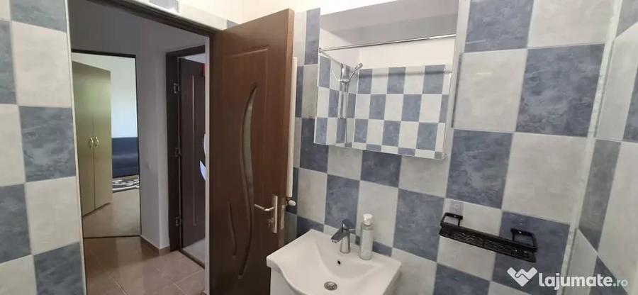 Apartament cu 2 camere decomandat în Sud
