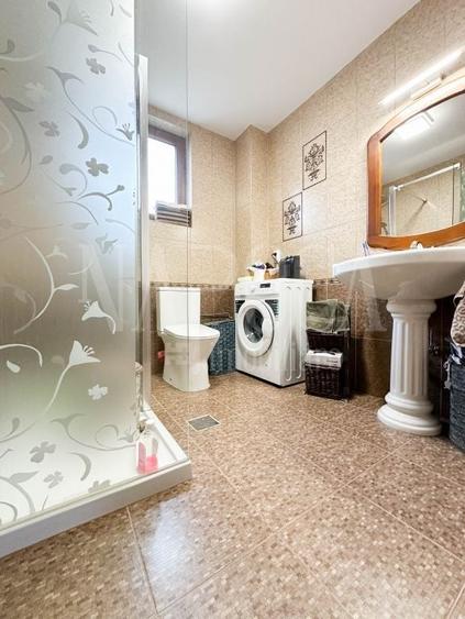 Casă individuală cu 4 camere cu Canalizare în Borhanci