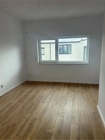 Casă cu Teren 150 Mp în Florești