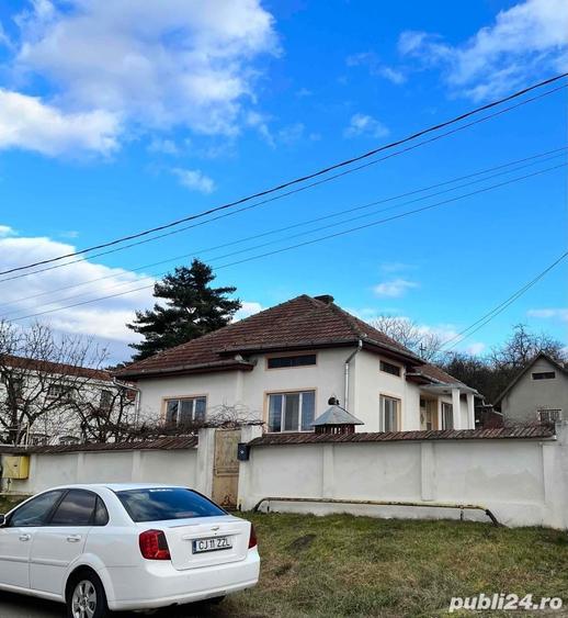Casă cu 4 camere cu Teren 8808 Mp în Simeria