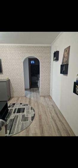 Apartament cu 2 camere semidecomandat în Ianoșda