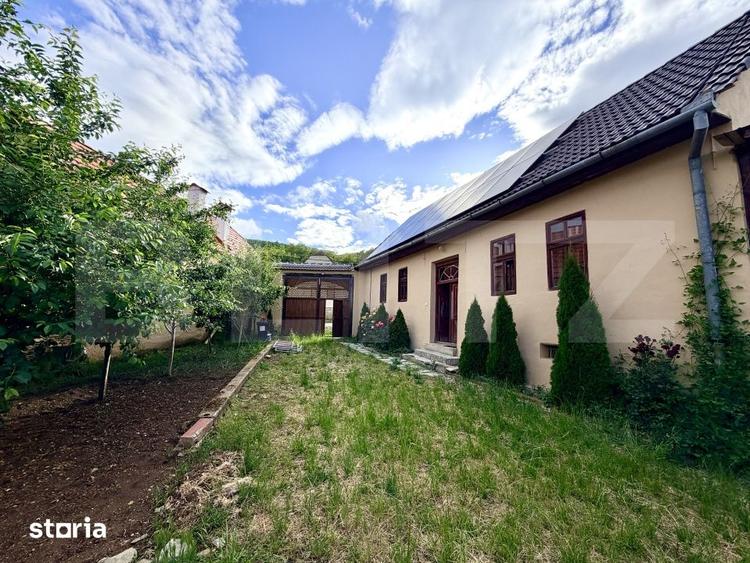 Casă cu 2 camere cu Teren 500 Mp în Central