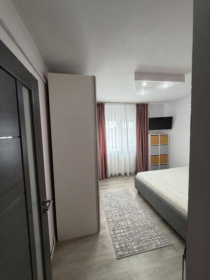 Apartament cu 2 camere decomandat în Mihai Bravu