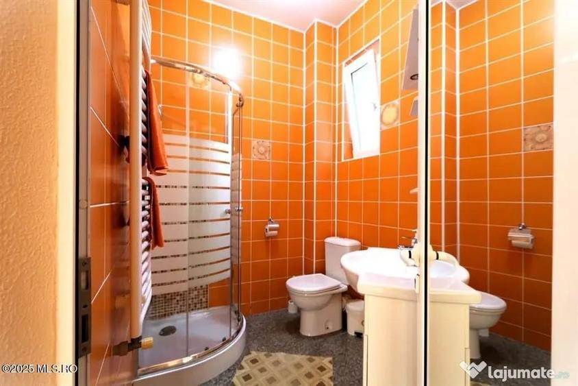 Casă cu 4 camere cu Teren 153 Mp în Nord