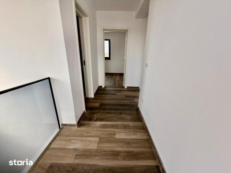 Casă cu 4 camere cu Teren 340 Mp în Malu Mare
