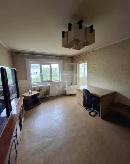 Apartament cu 3 camere decomandat în Gorjului