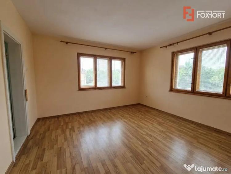 Casă cu 3 camere cu Teren 2096 Mp în Ianova