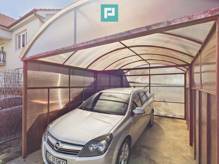 Casă individuală cu 3 camere cu Canalizare în Rontău