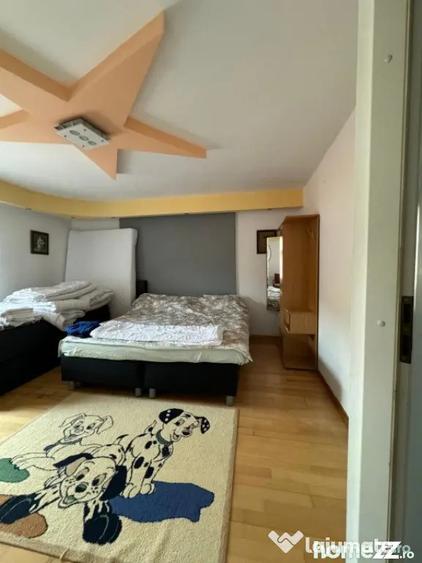 Casă cu 7 camere cu Teren 2500 Mp în Sucevița