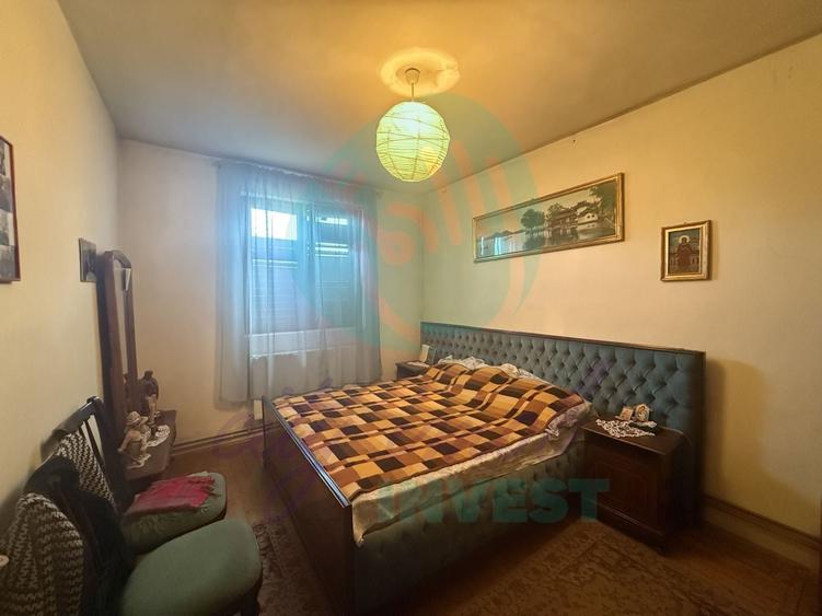 Casă individuală cu 5 camere cu Canalizare în Moara Domnească