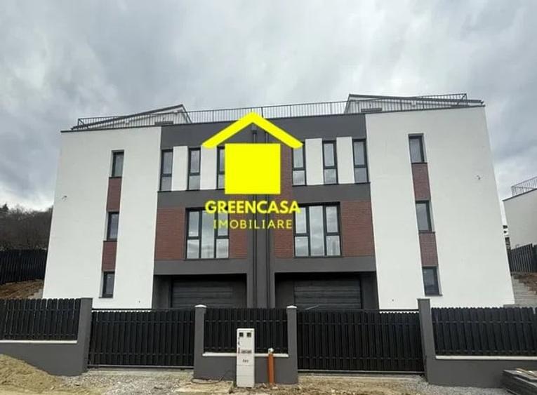 Duplex cu 4 camere cu Canalizare în Florești