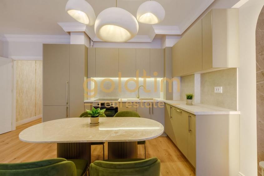 DESIGN UNIC/SUPERB/ZONA LINISTITA/LUX//ROND OMV/PIPERA/COMPLEX SECURIZAT/+TVA - 12