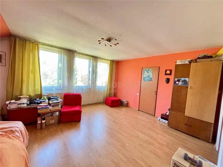 Casă cu 4 camere cu Teren 500 Mp în Ferneziu