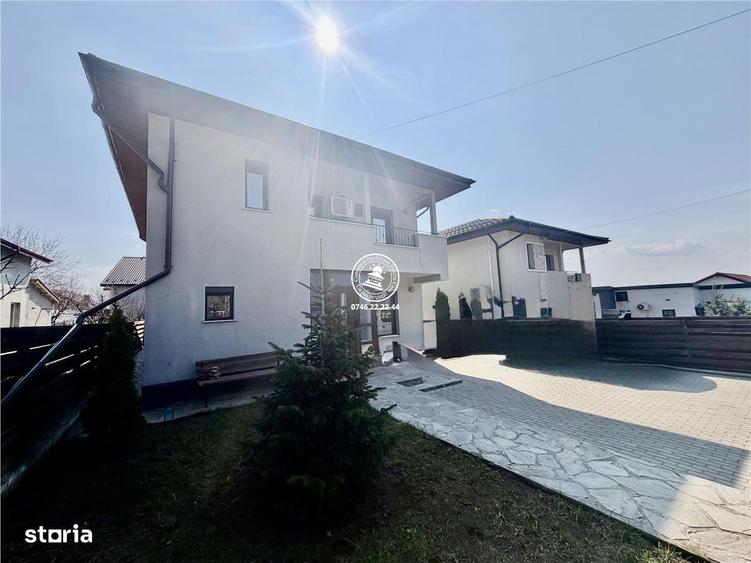 Casă cu 4 camere în Balciu