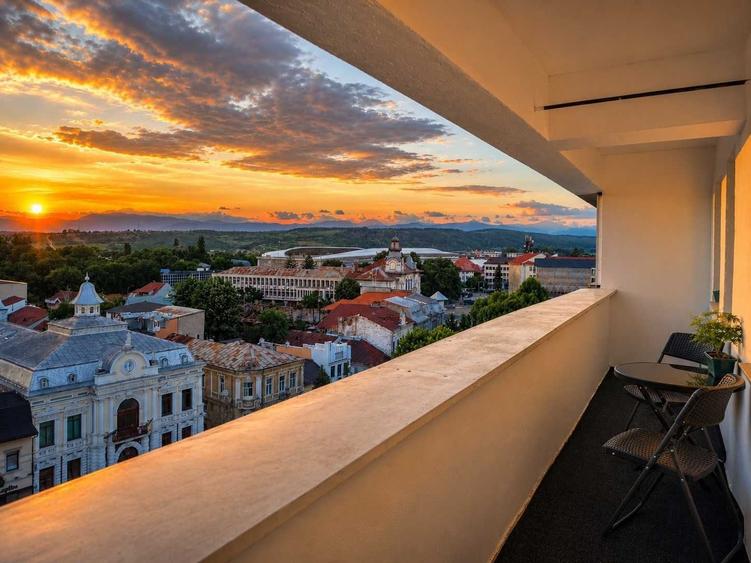 Apartament cu 2 camere decomandat în Ultracentral