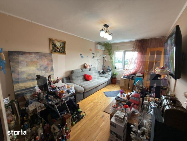 Apartament cu 3 camere decomandat în Peneș Curcanul