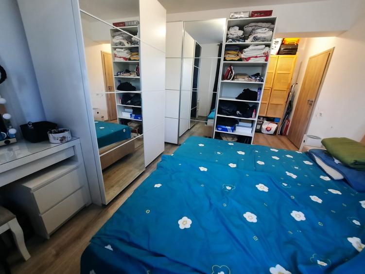 Apartament cu 3 camere decomandat în Prelungirea Ghencea