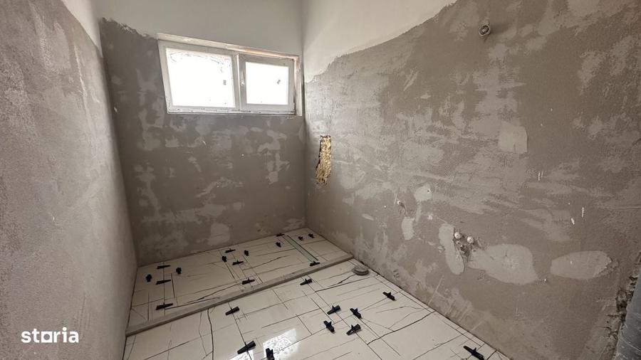 Apartament cu 3 camere decomandat în Vest