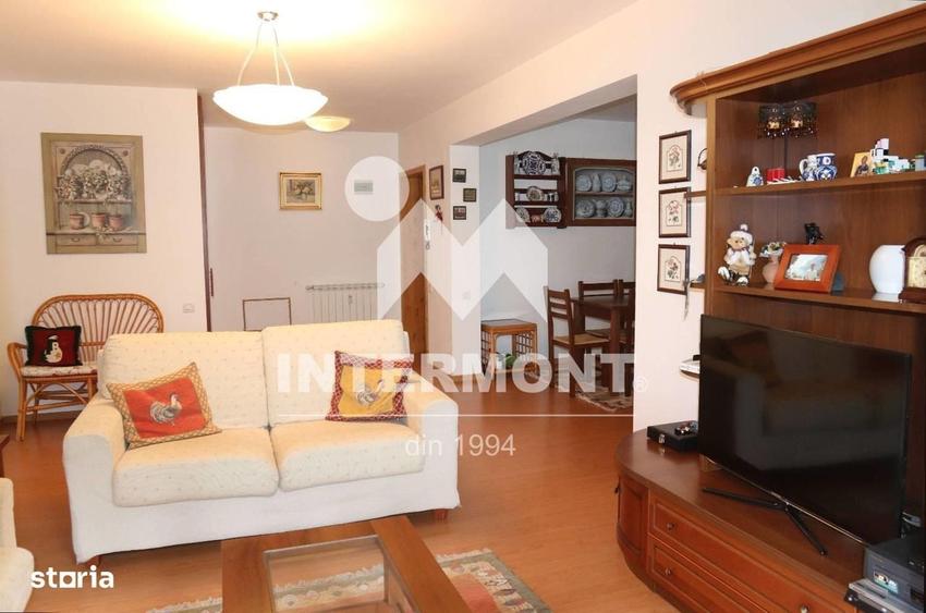 Apartament cu 4 camere în Cioplea