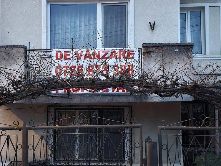 Casă cu 5 camere cu Teren 530 Mp în Andrei Mureșanu