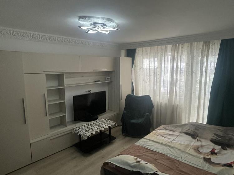 Apartament cu 2 camere decomandat în Palazu Mare — fotografia 1