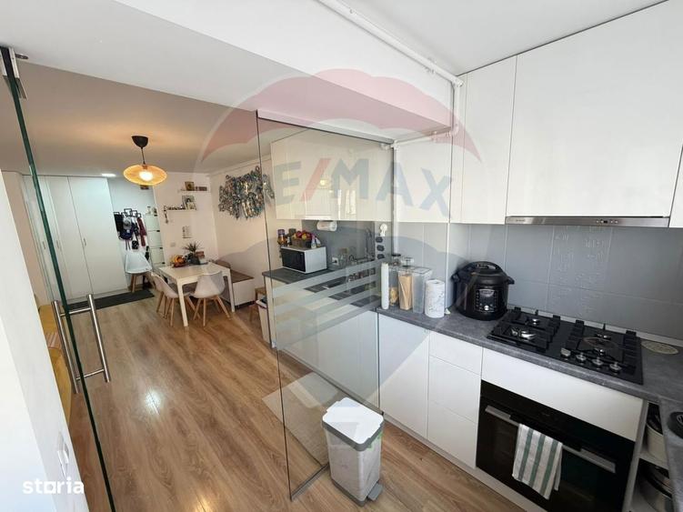 Apartament cu 4 camere, mobilat în Titan