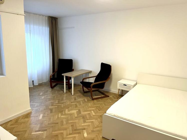 Garsonieră decomandată, mobilată în Calea Călărașilor