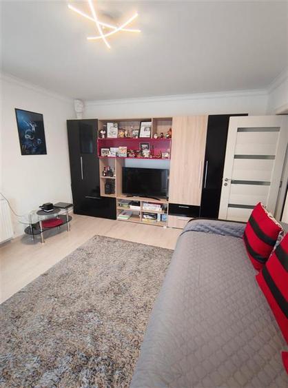 Apartament cu 2 camere decomandat, mobilat în Păcurari