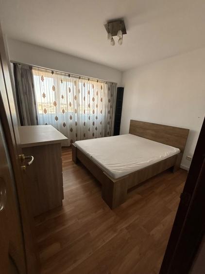 Apartament cu 2 camere semidecomandat în Unirii Sud