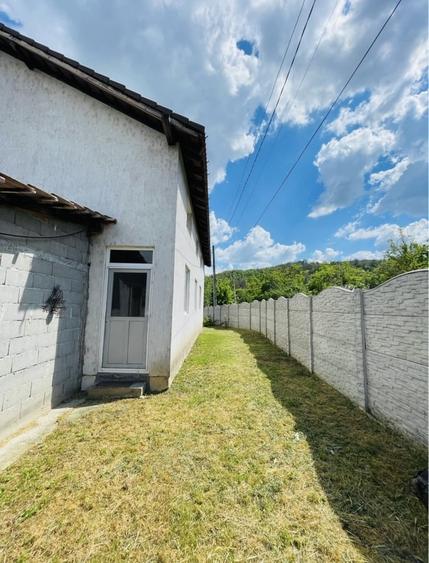 Casă cu 3 camere cu Teren 40 Mp în Central