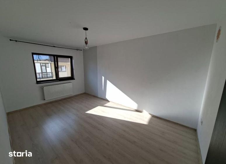 Apartament cu 3 camere decomandat în Valea Lupului