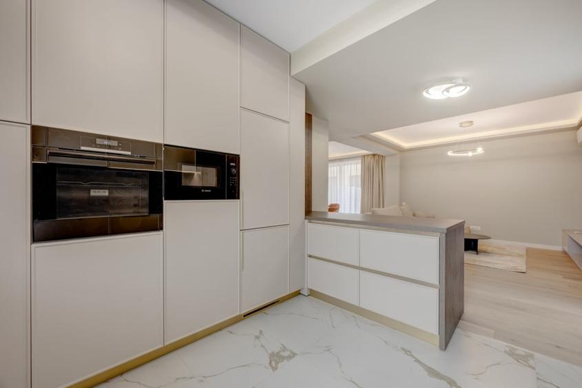 Duplex cu 5 camere cu Teren 300 Mp în Mogoșoaia