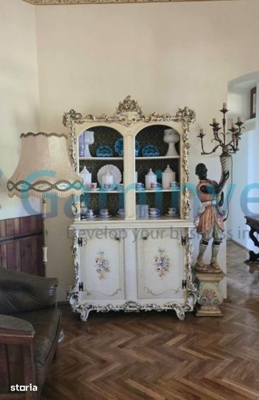 Casă cu 4 camere cu Teren 10000 Mp în Sălard
