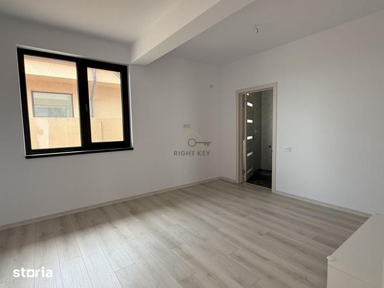 Casă cu 3 camere cu Teren 500 Mp în Domnești