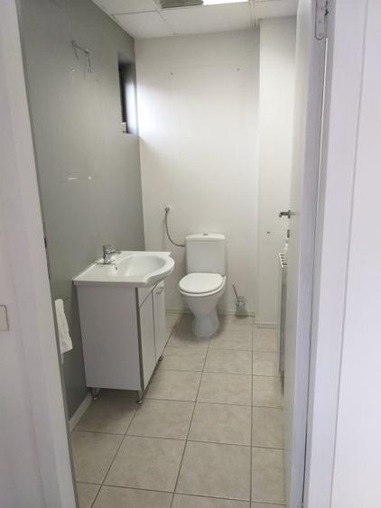 Spațiu comercial, de 457 mp, în Punctele Cardinale