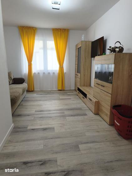 Apartament cu 3 camere în Tudor Vladimirescu