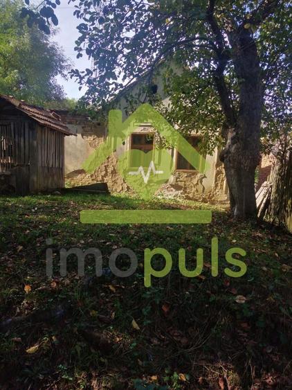 Teren de 5396 mp, în Mehadia