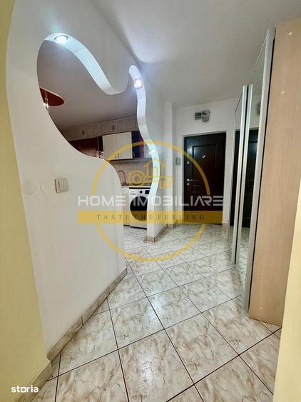 Apartament cu 3 camere decomandat, mobilat în Podu Roș