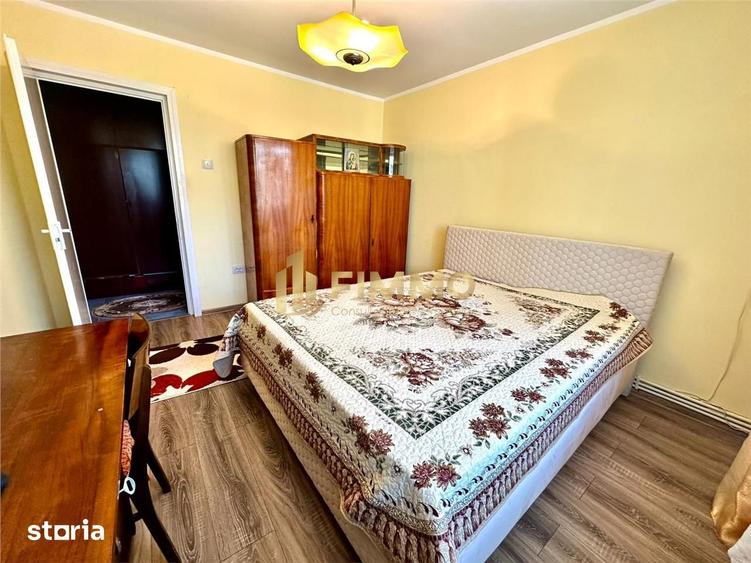 Apartament cu 2 camere semidecomandat, mobilat în Central
