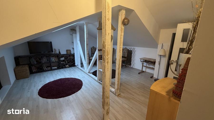 Casă cu 5 camere cu Teren 100 Mp în Chiajna