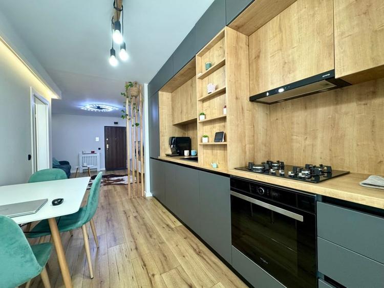 Apartament cu 3 camere semidecomandat, mobilat în Grigorescu