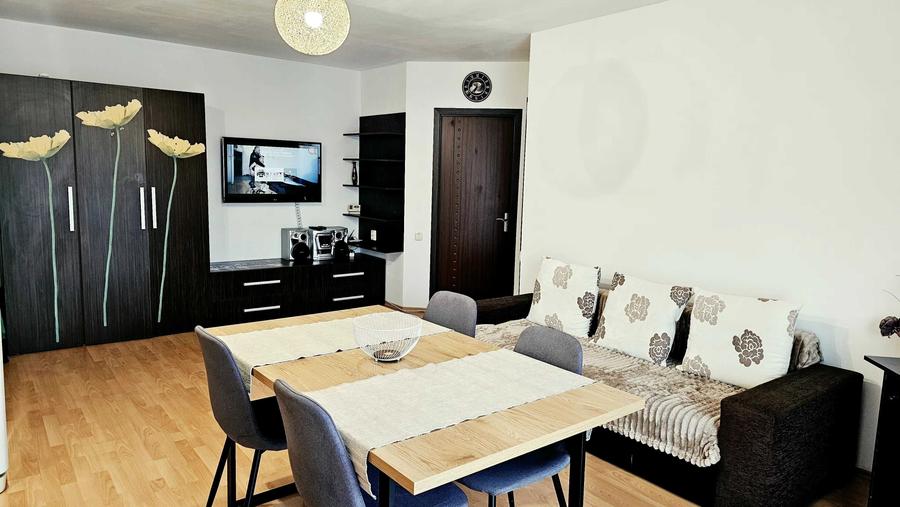 Apartament cu 2 camere semidecomandat în Florești