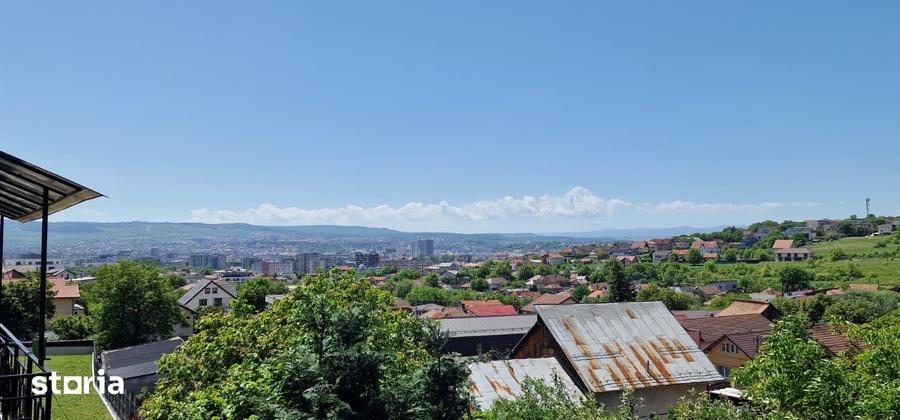 Garsonieră decomandată în Iris