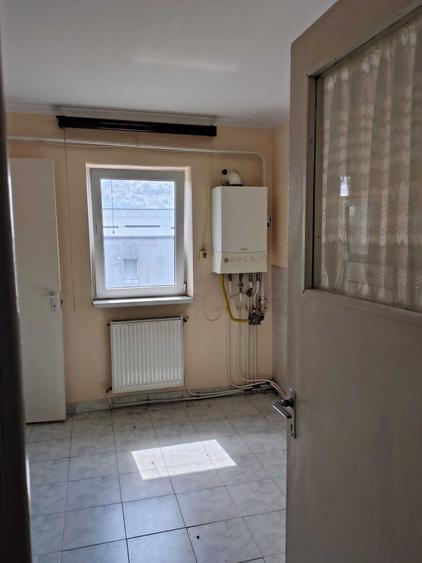 Apartament cu 2 camere semidecomandat în Sud