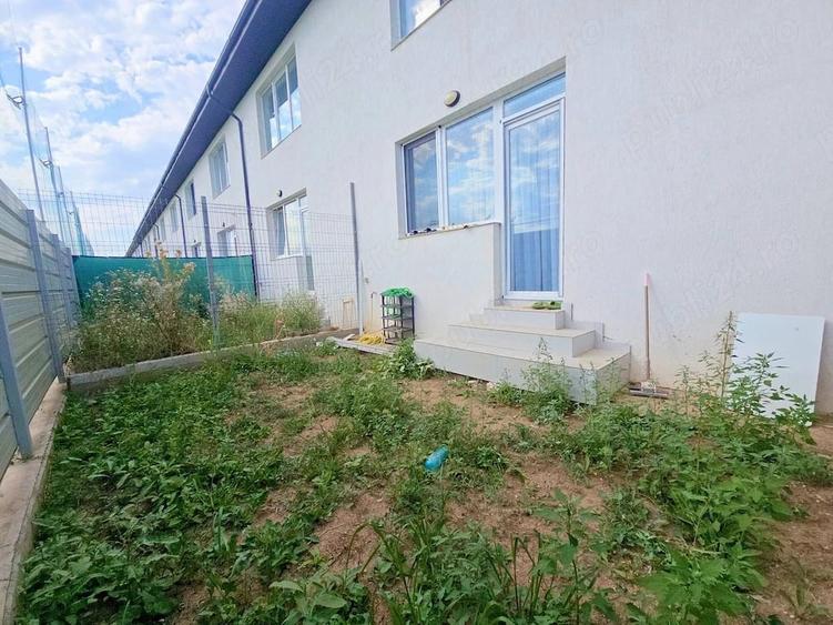 Casă cu 3 camere cu Teren 110 Mp în Dobroești